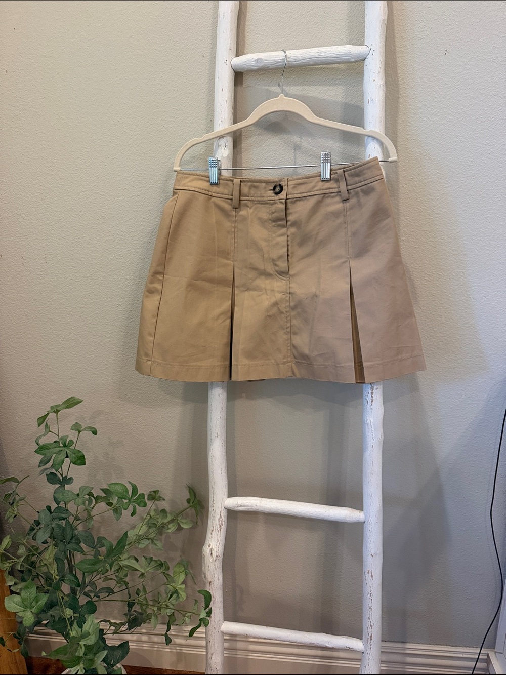 H&M Pleated Khaki Mini Skirt - Women NWT